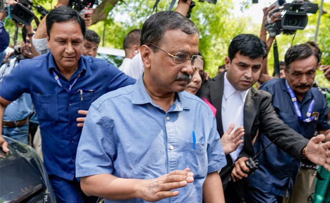 Delhi HC Judge Justice Sharma to pass order on recusal plea by Kejriwal at 4.30 pm